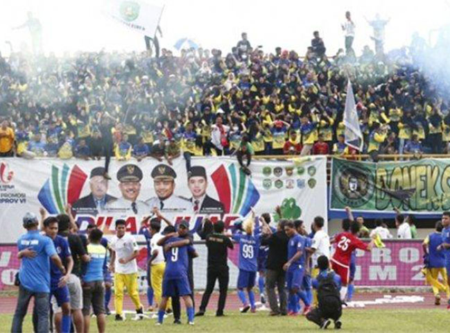 Final sepak bola Porprov Kaltim 2018 antara Kutai Timur Vs Kutai Kartanegara di Stadion Kudungga, Rabu (12/12/2018)