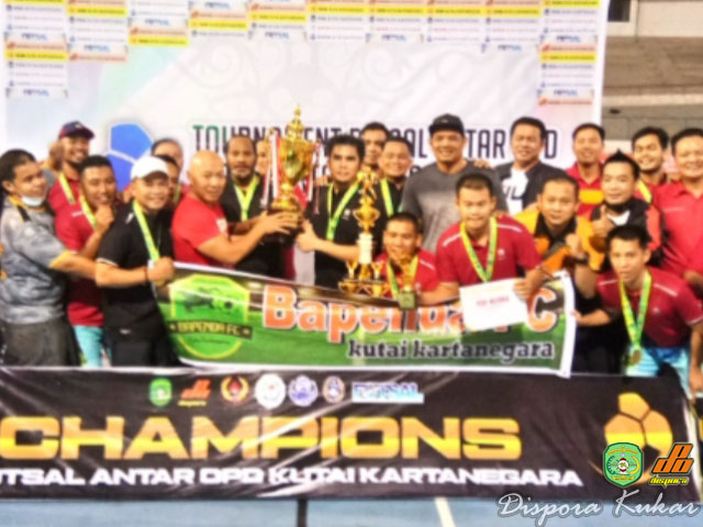 Tim Bapenda Kukar menjuarai Turnamen Futsal Antar OPD Dispora Cup