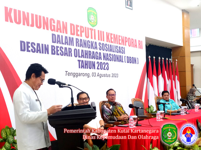 Assisten 3 Totok Heru Subroto membuka kegiatan mewakili Bupati Kukar