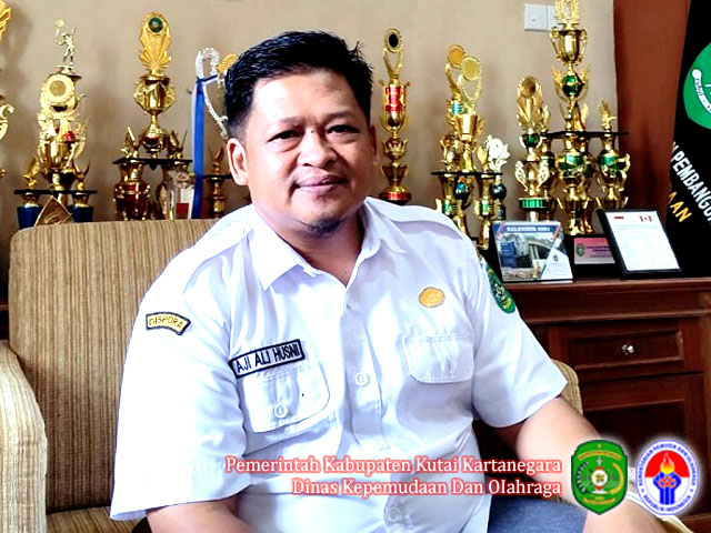 Kepala Dispora Kukar Aji Ali Husni saat ditemui di Kantor Dispora Kukar di Tenggarong Seberang