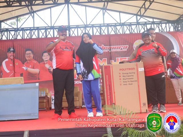 Kepala Dispora Kukar Aji Ali Husni, mengatakan ini sebagai upaya untuk memecahkan rekor MURI pelaksanaan Senam Jepen Massal terbanyak di Kukar.